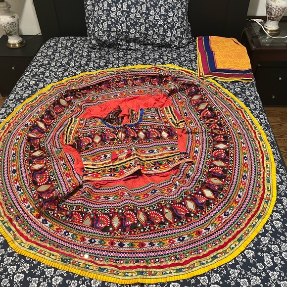 Chaniya choli - Picture 1 of 8